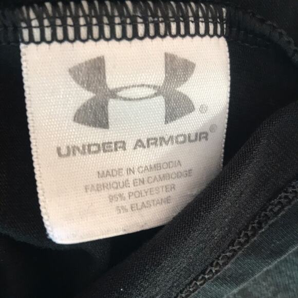 Under Armour Heat Gear Black Short Sleeve Athletic V-Neck Shirt Women's Size S - Picture 6 of 7